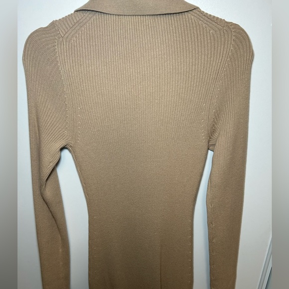 WEEKEND STORIES - NWT BEIGE SWEATER DRESS - PLUS SIZE FRIENDLY - Picture 4 of 5